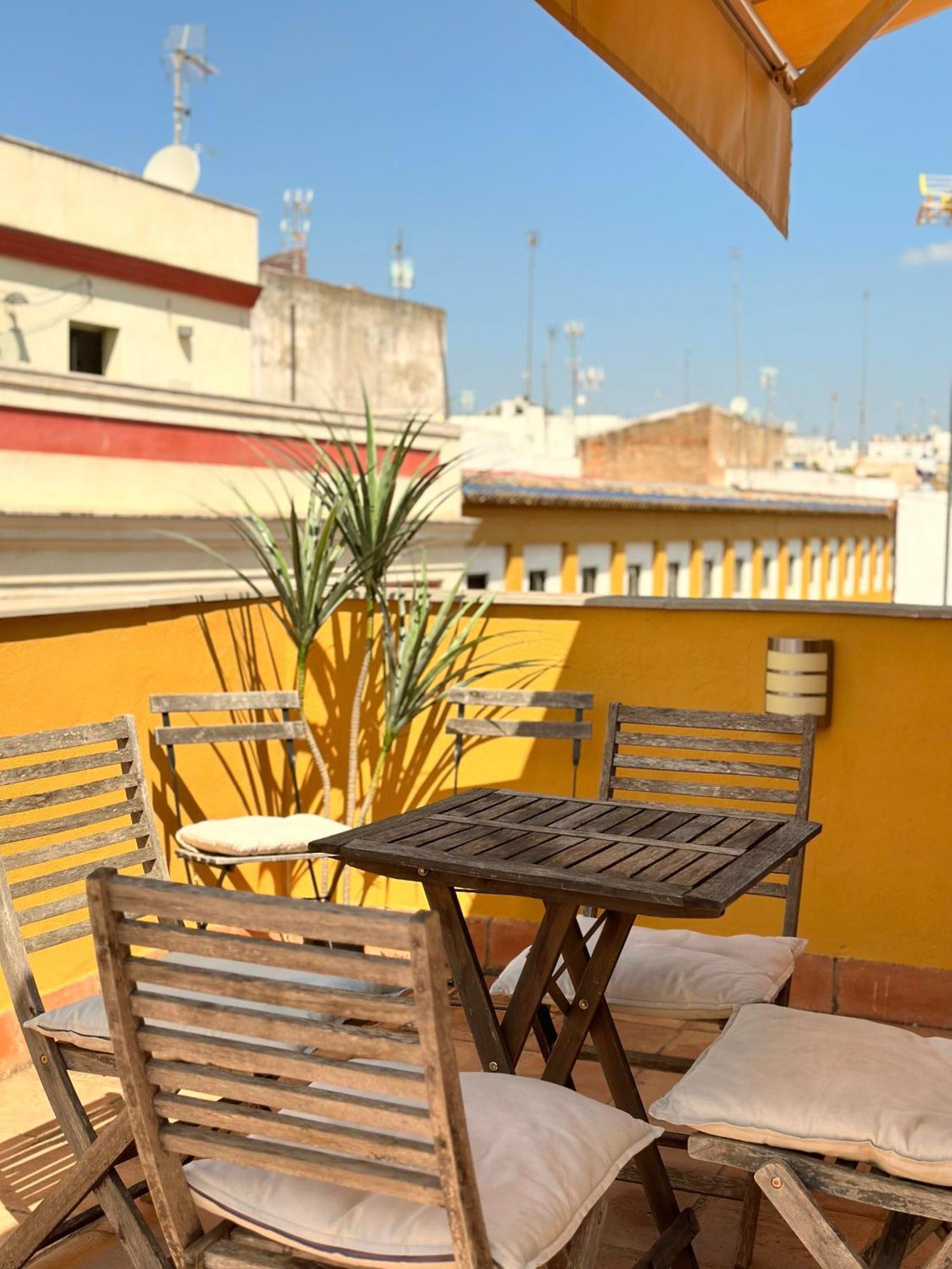 Penthouse Near Cathedral Private Rooftop Private Parking Sevilla Exterior foto